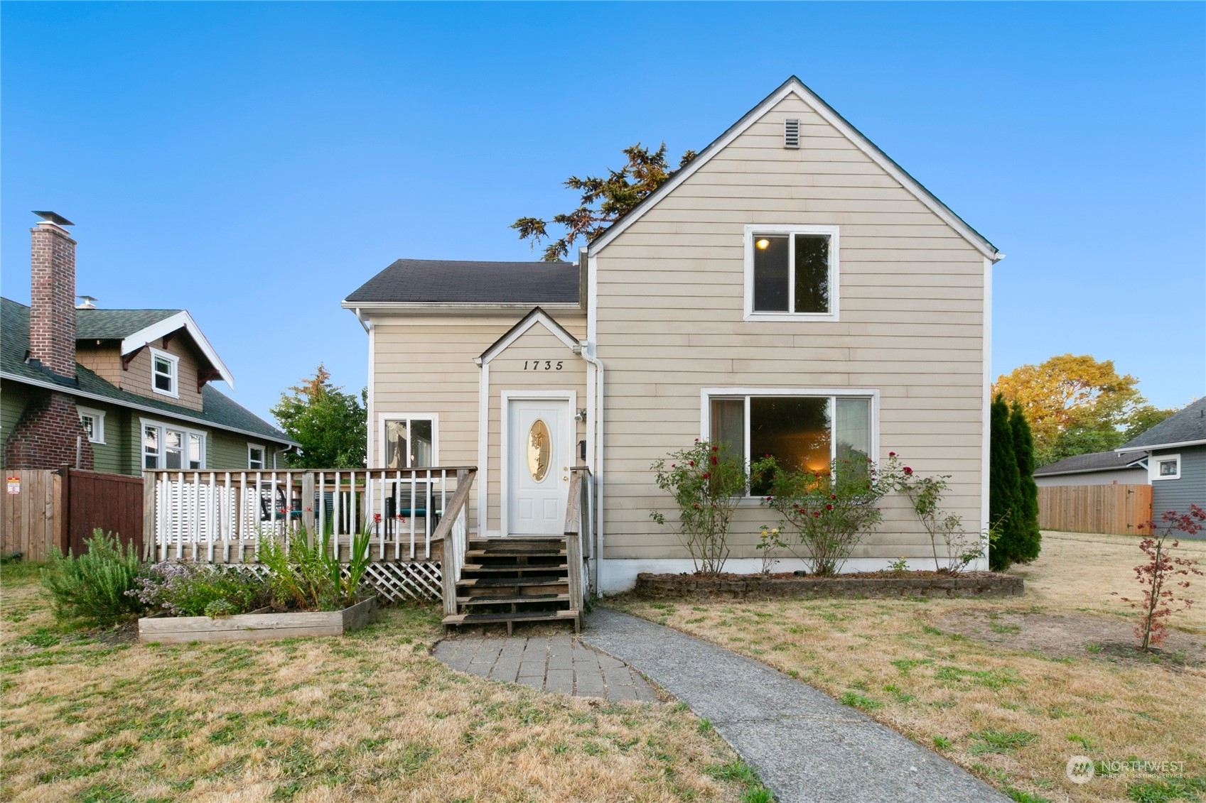 Property Photo:  1735 S M Street  WA 98405 