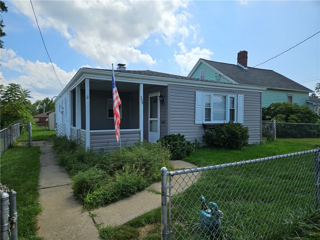 Property Photo:  299 Liberty St  PA 15017 