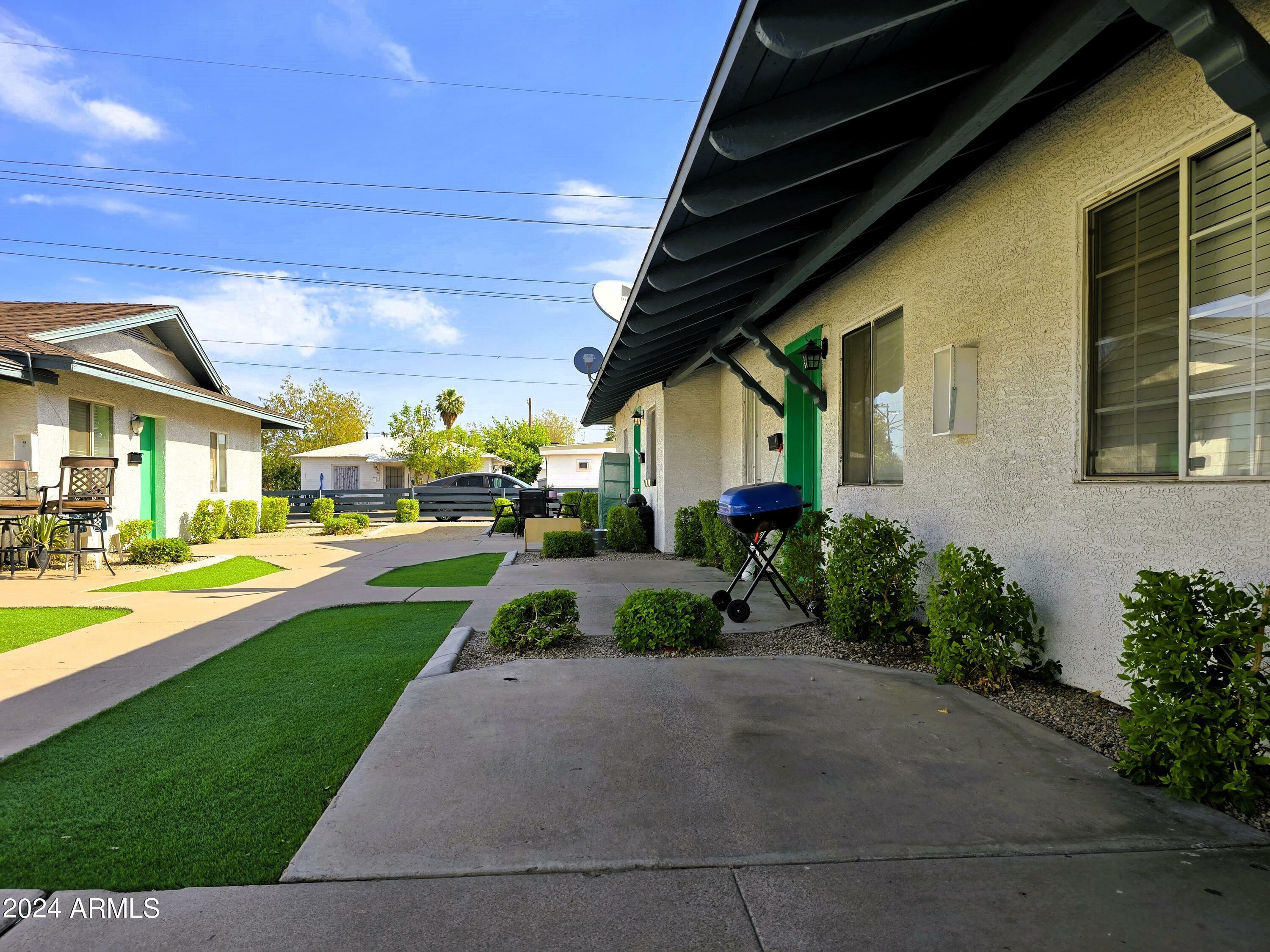 Property Photo:  1505 E Oak Street  AZ 85006 