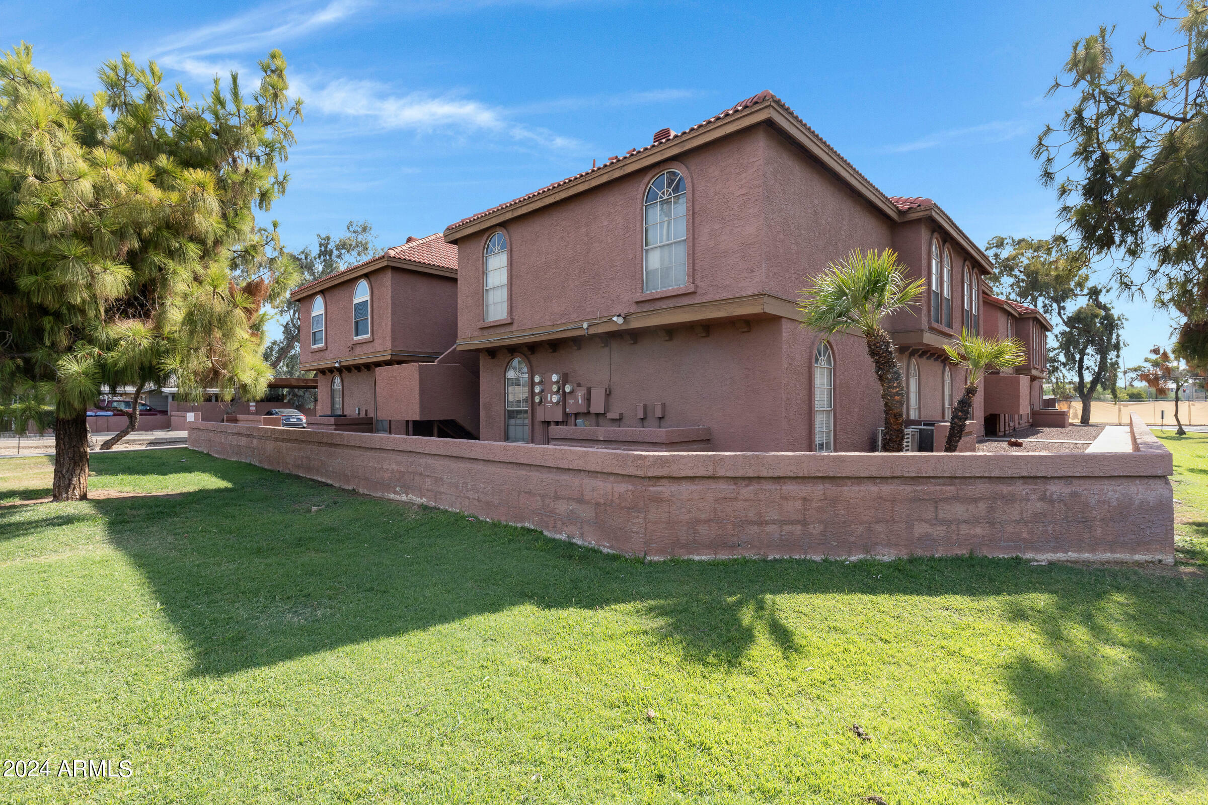 Property Photo: 1402 S Jentilly Lane 201 AZ 85281