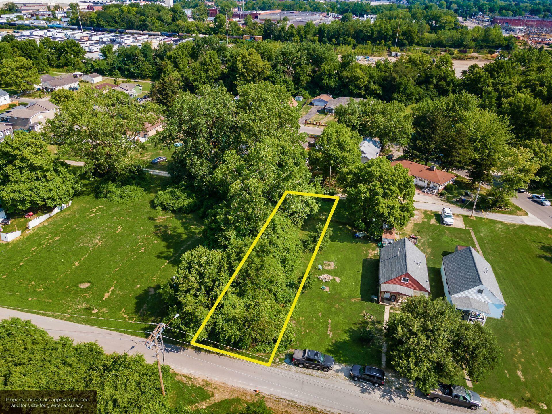 Property Photo:  0 Elwood Avenue Lot 8  OH 43207 