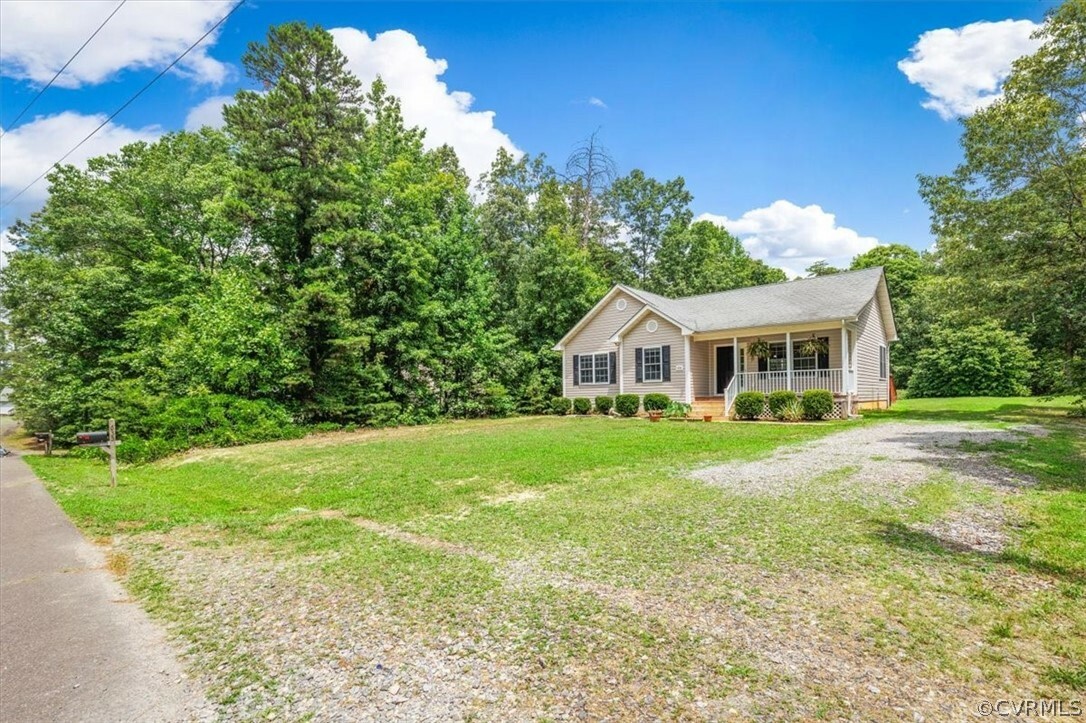 Property Photo:  634 Clover Hill Drive  VA 22546 