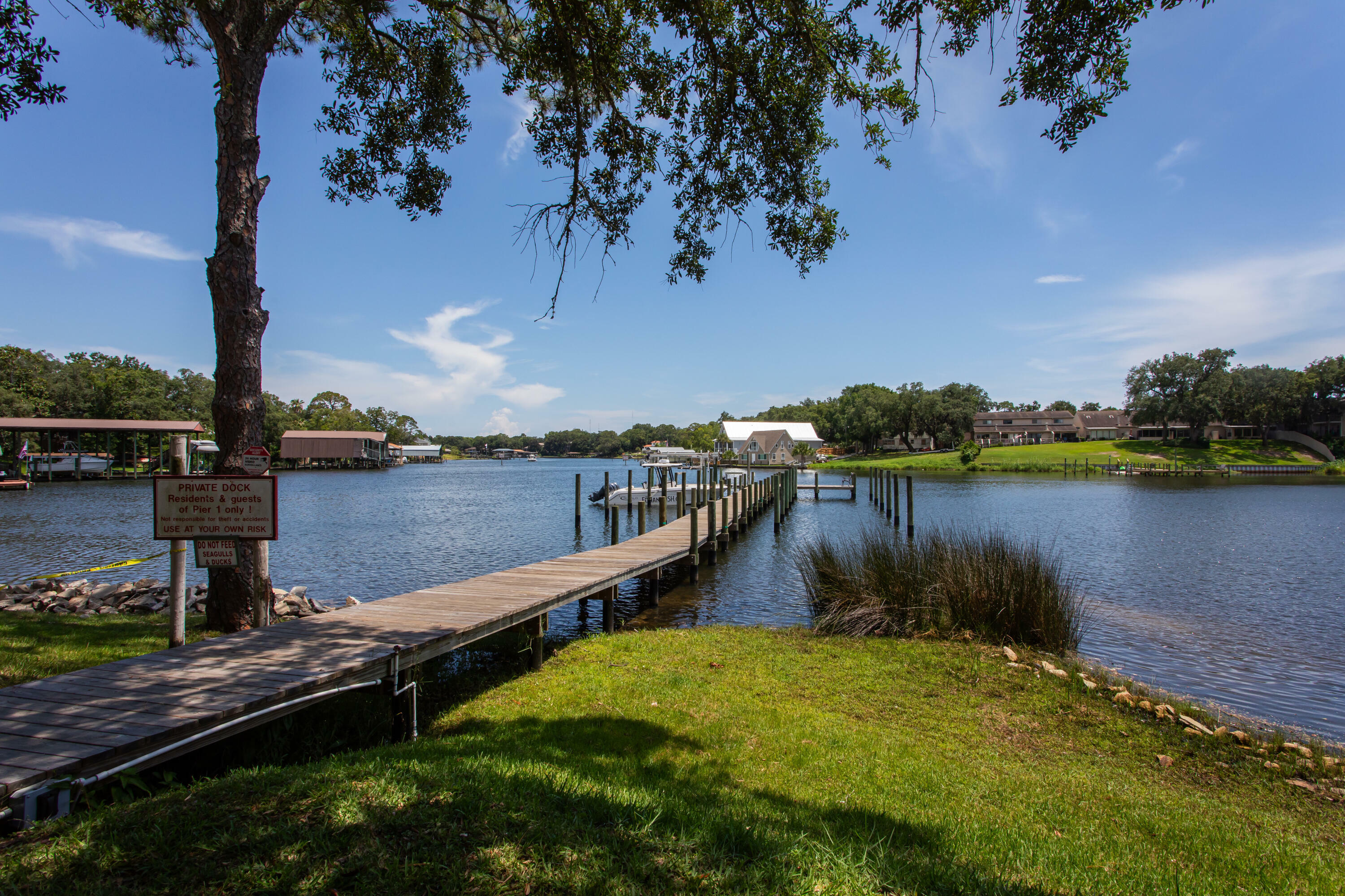 Property Photo:  210 Pelham Road 209A  FL 32547 