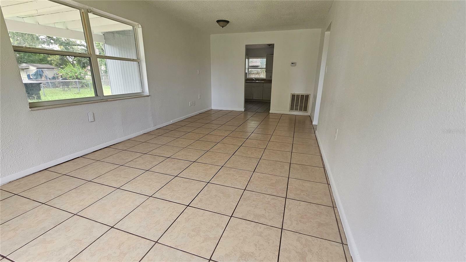 Property Photo:  37 Fanfair Avenue  FL 32811 