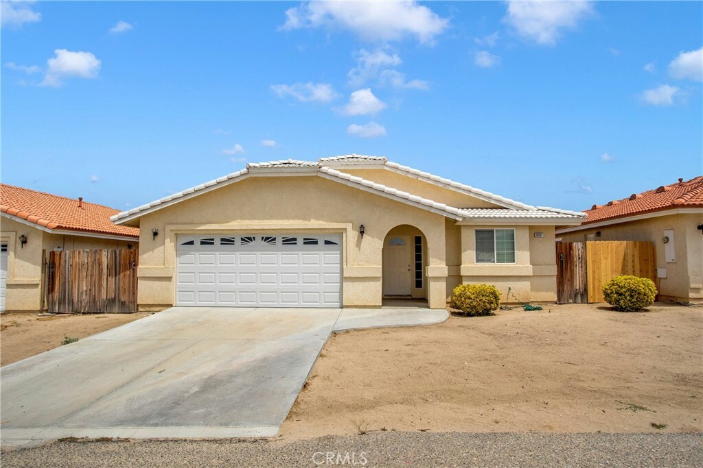 9591 Palo Verde Court  Phelan CA 92371 photo