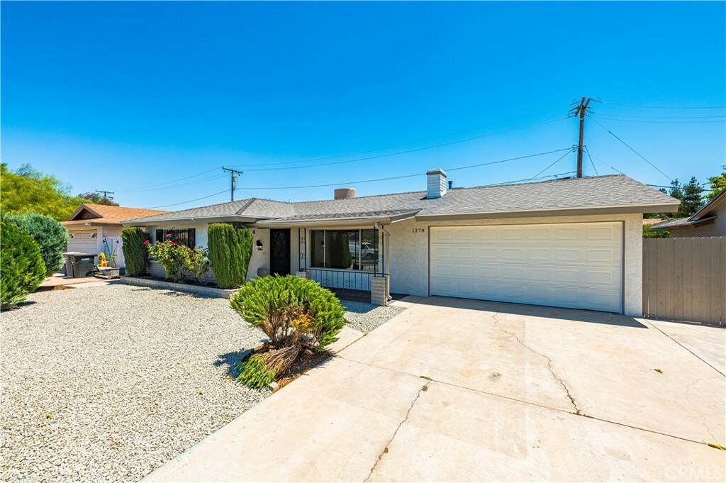 Property Photo:  1278 Turquoise Street  CA 92543 