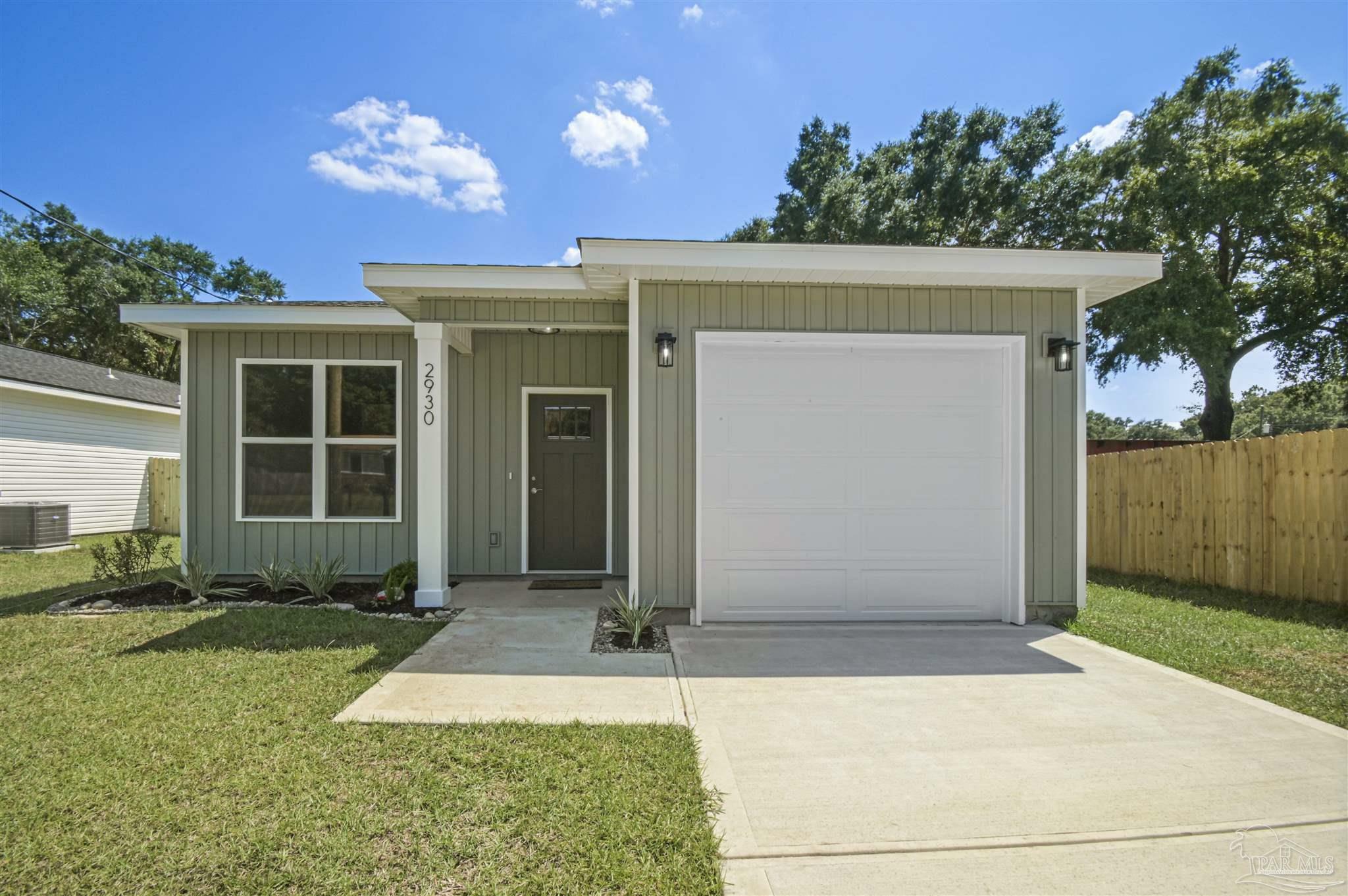 Property Photo:  2930 McCarty Rd  FL 32536 