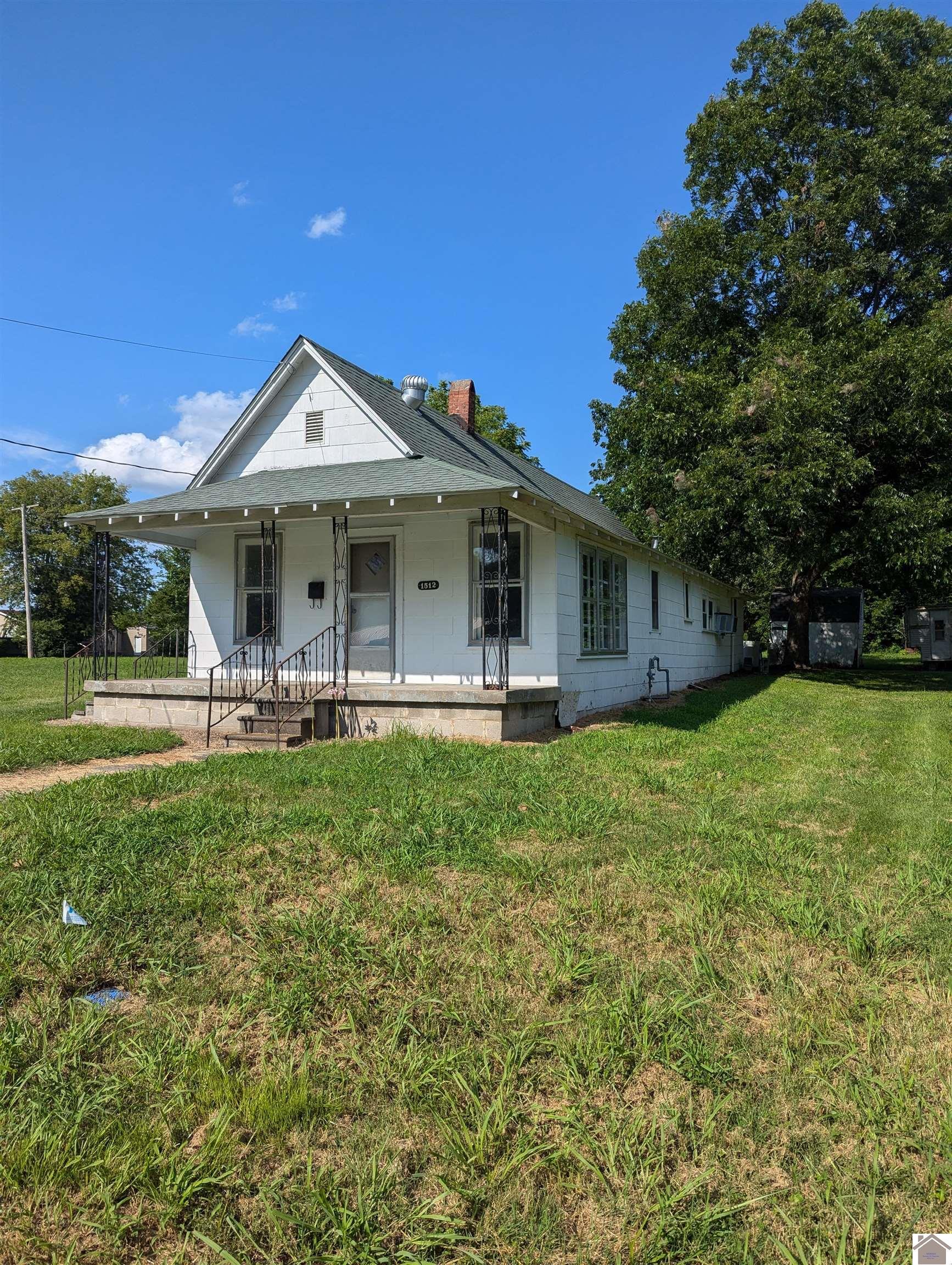 Property Photo: 1512 S 5th KY 42001