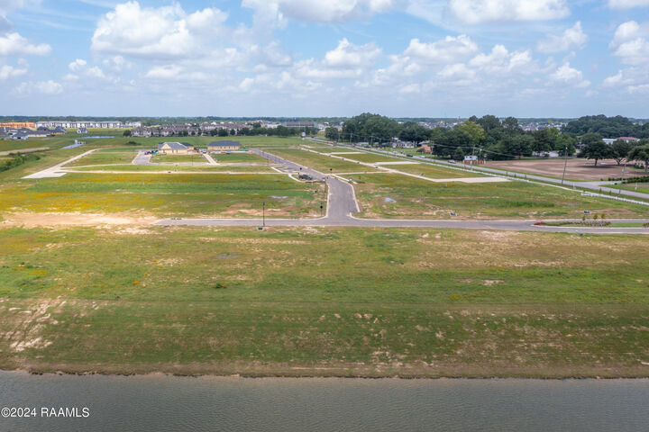 Property Photo: 109 Sea Island Lane LA 70592