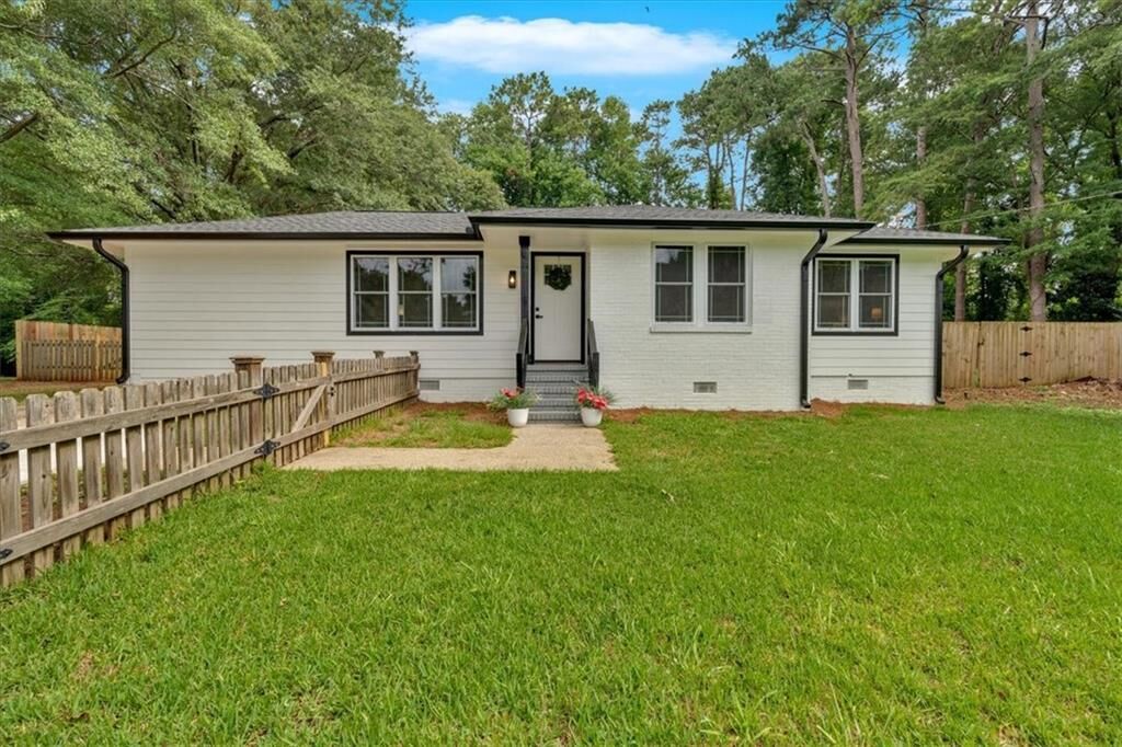 Property Photo:  4314 Pineview Drive  GA 30127 