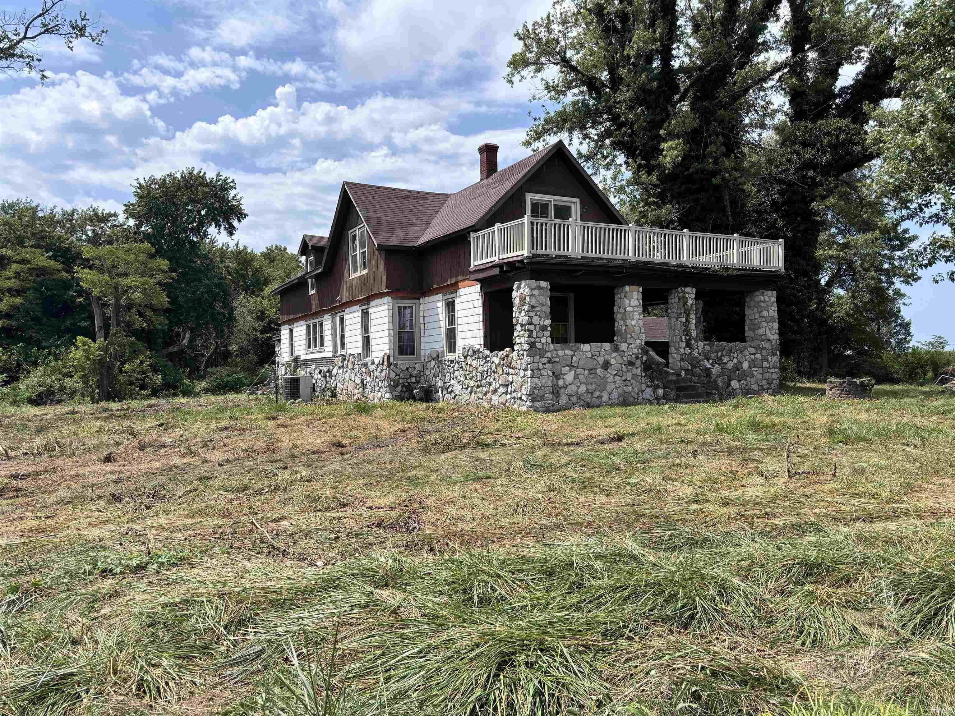 Property Photo: 75 S Old State Rd 65 IN 47670