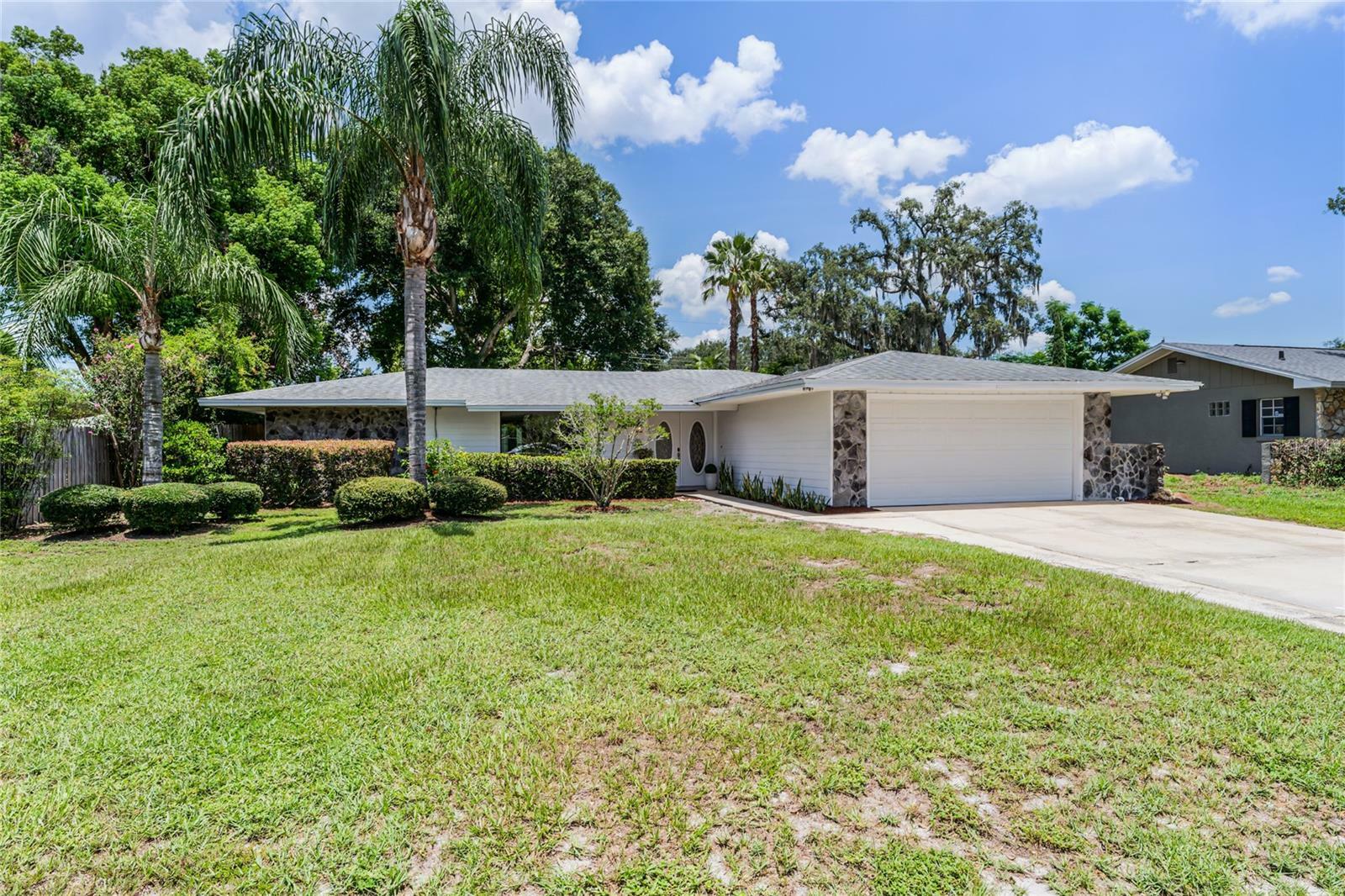 Property Photo:  233 Summerwood Trail  FL 32751 