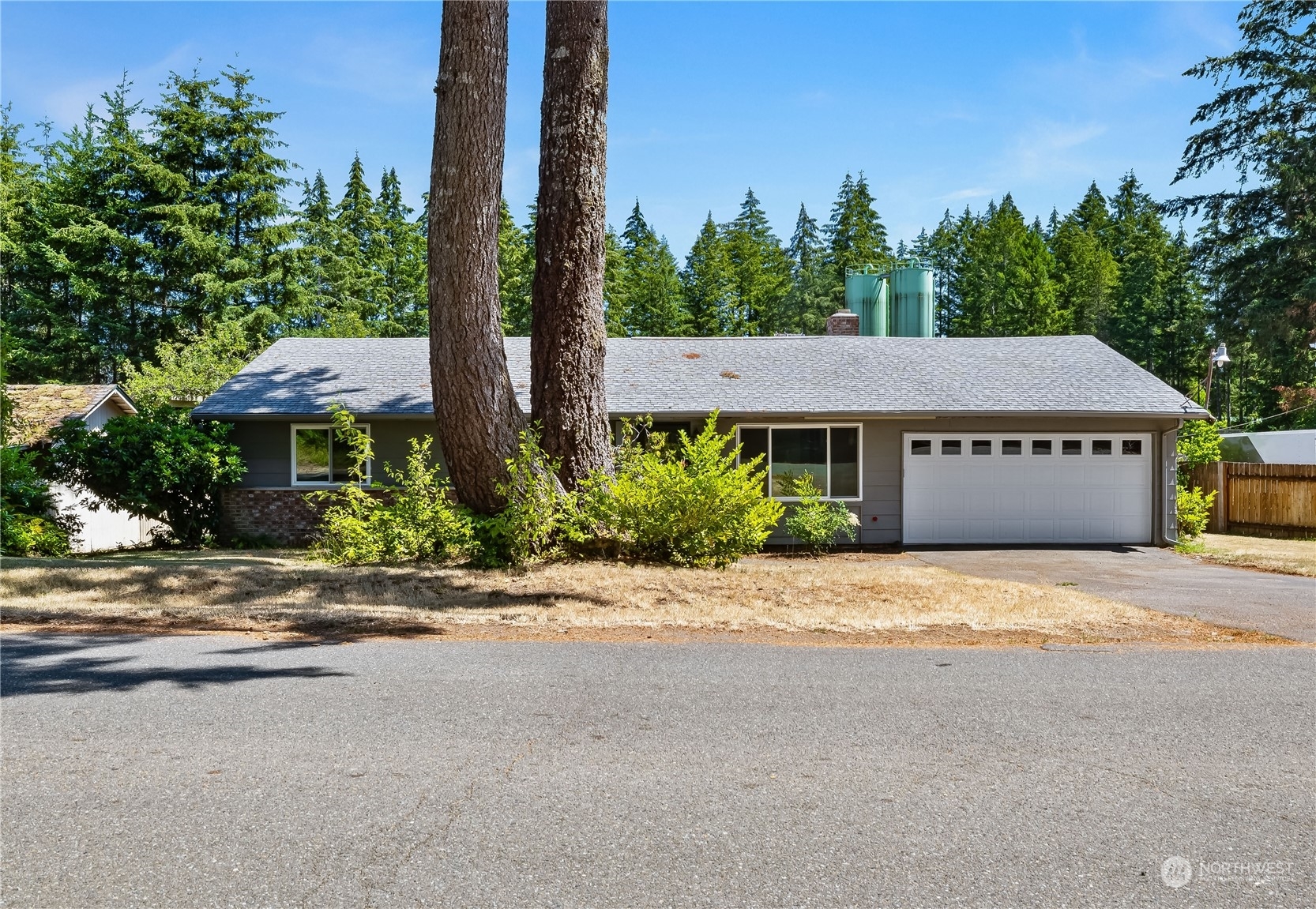 Property Photo:  61 E Maple Drive  WA 98584 