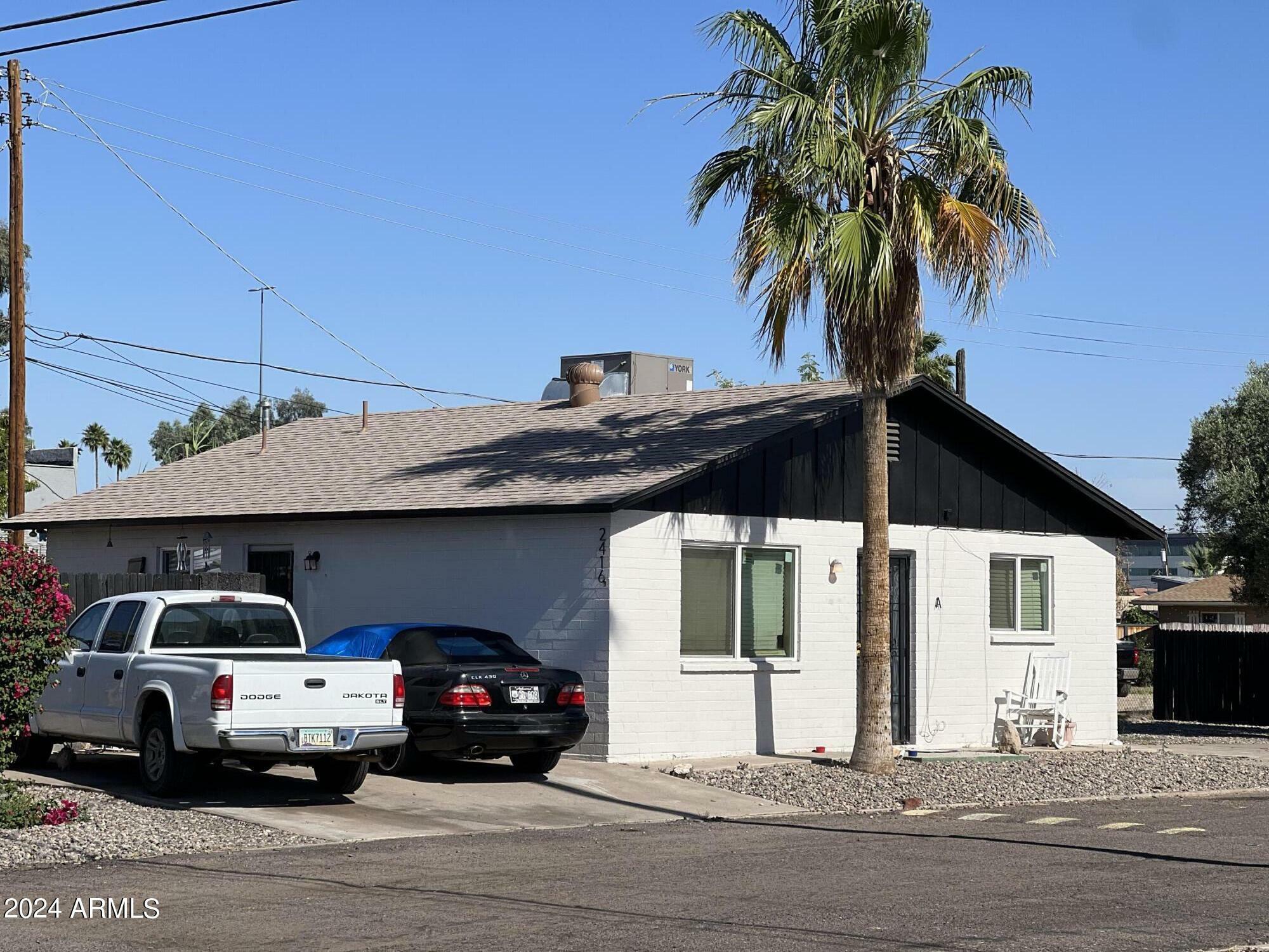 Property Photo:  2416 W Coolidge Street  AZ 85015 