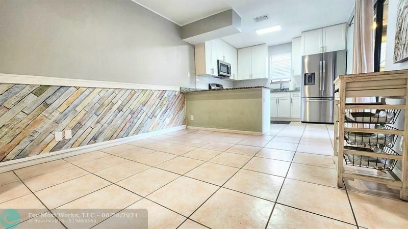 Property Photo:  2501 NW 99th Ave 2501  FL 33065 