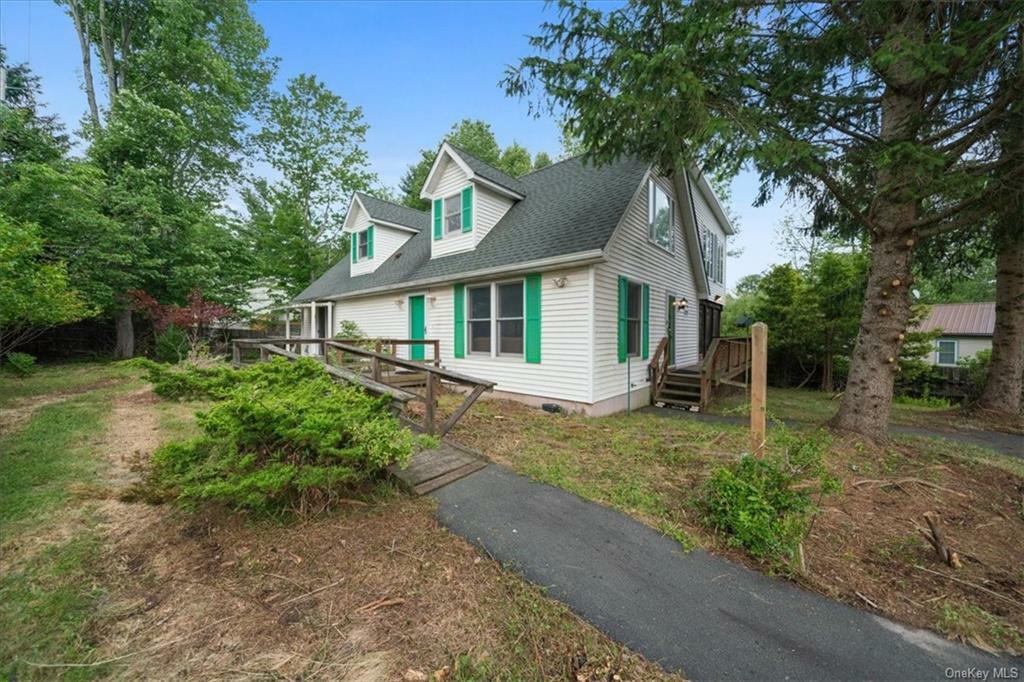 Property Photo:  9 Eagle Drive  NY 12754 