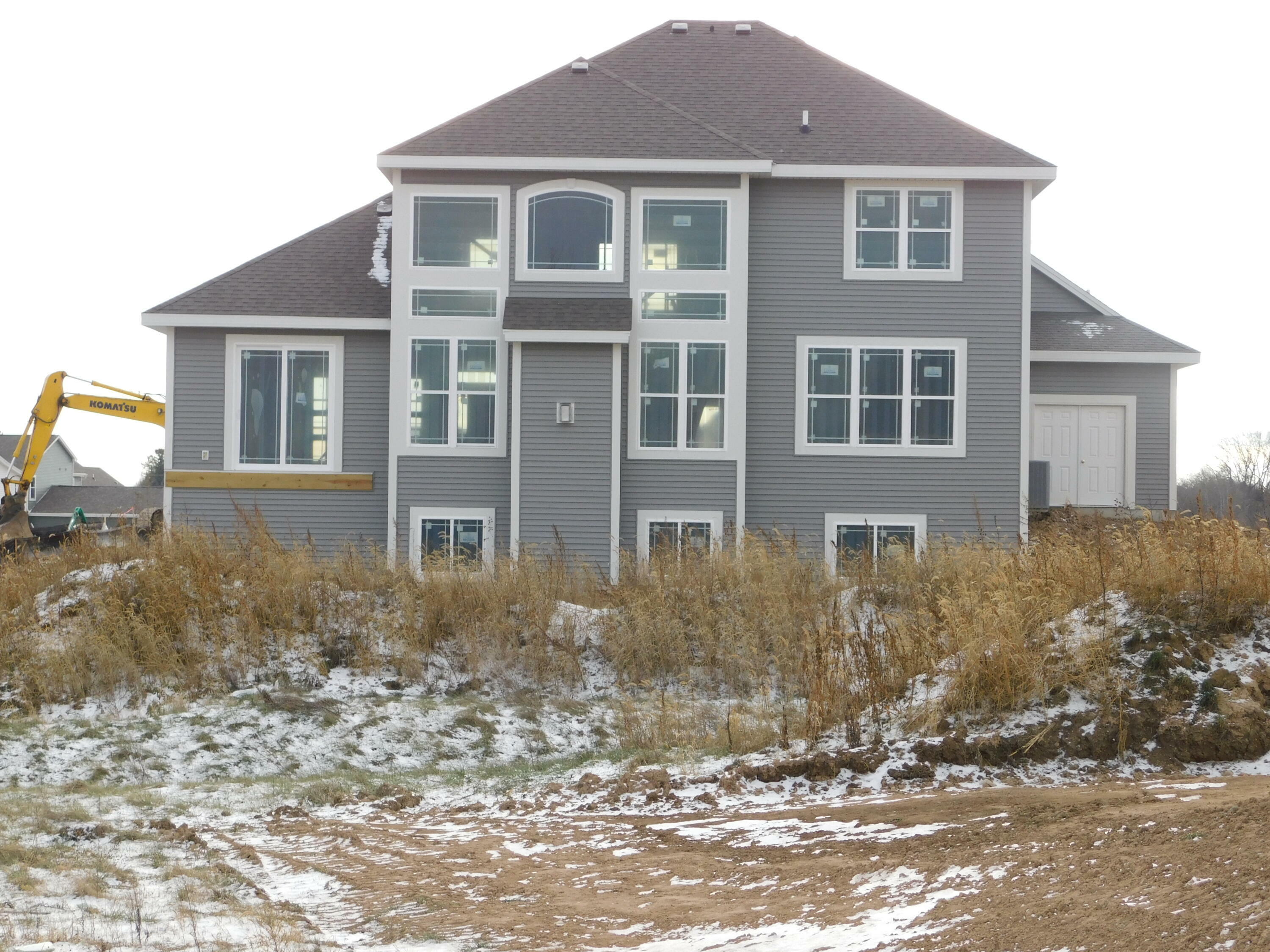 Property Photo: 692 Hummingbird Ct WI 53024
