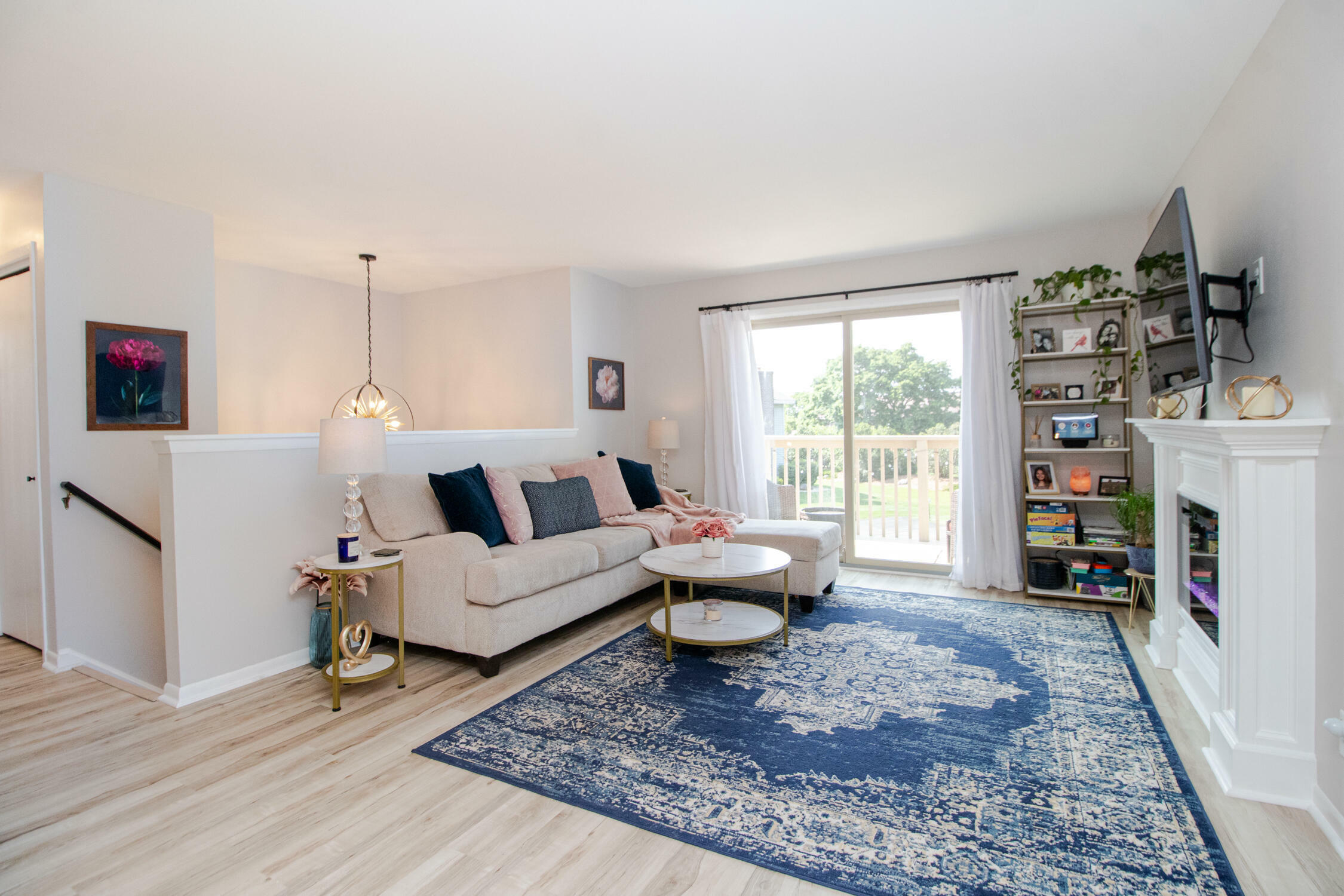 Property Photo: 10304 W Parkwood Dr WI 53132