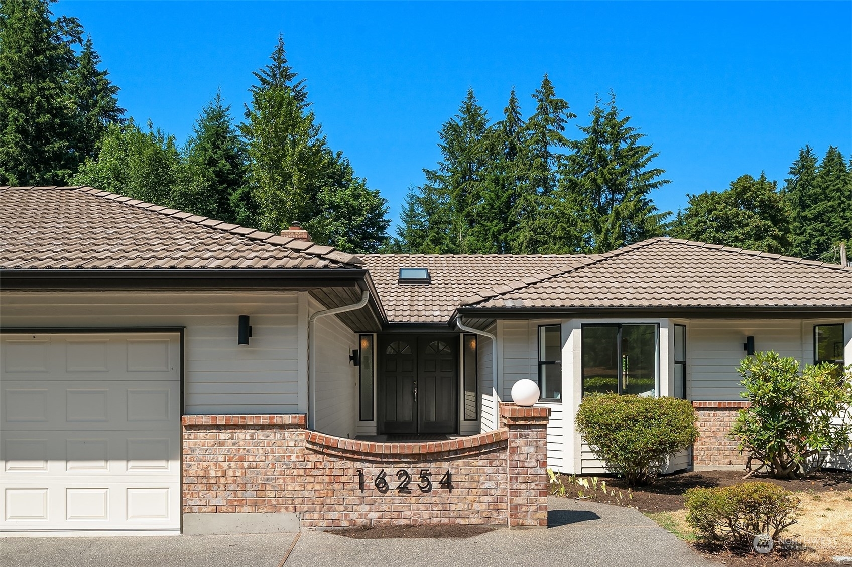 Property Photo:  16254 SE 144th Street  WA 98059 