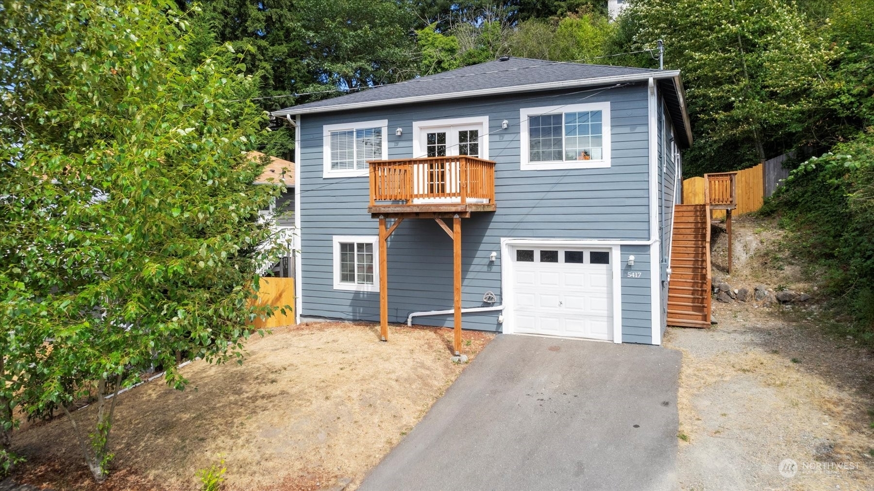 Property Photo:  5417 S Wapato Street  WA 98409 