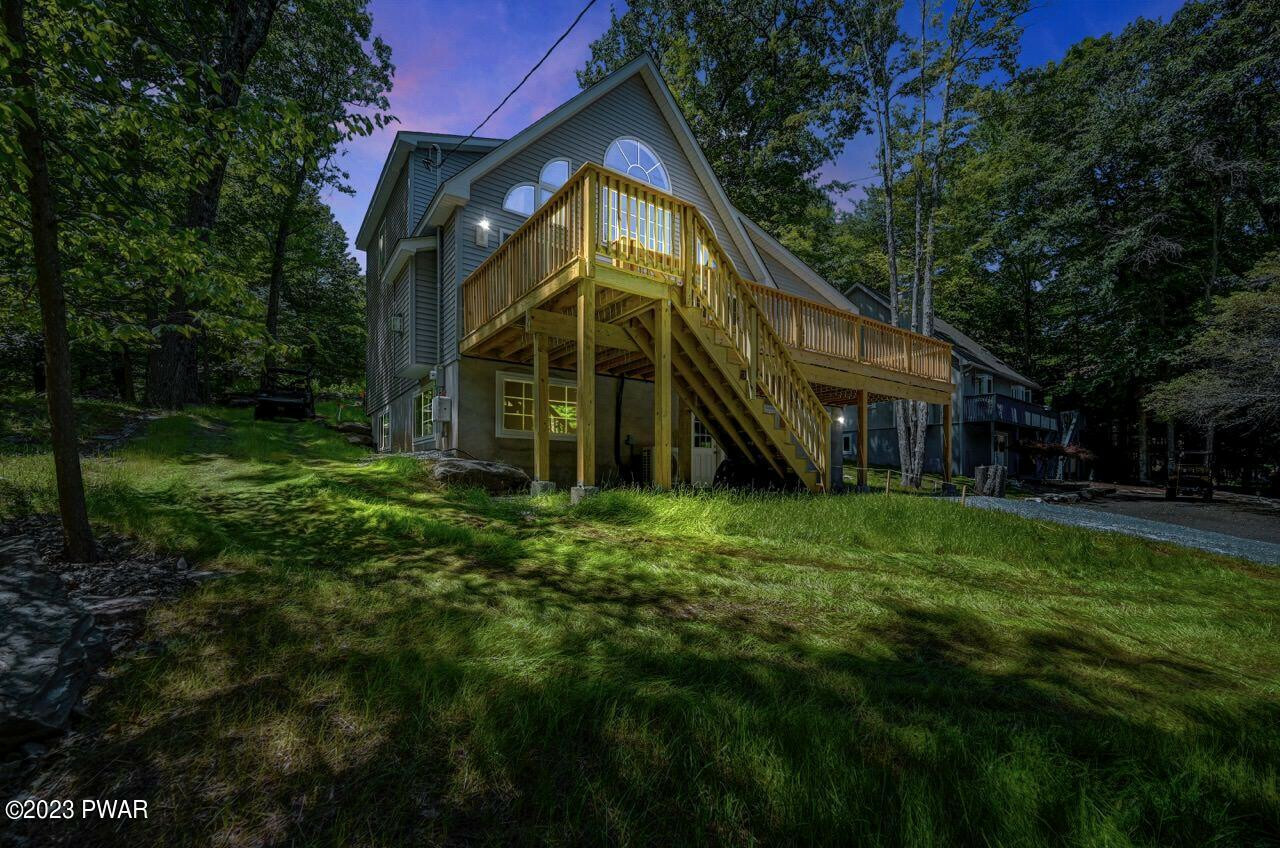 Property Photo:  1070 Sunny Slope Drive  PA 18436 