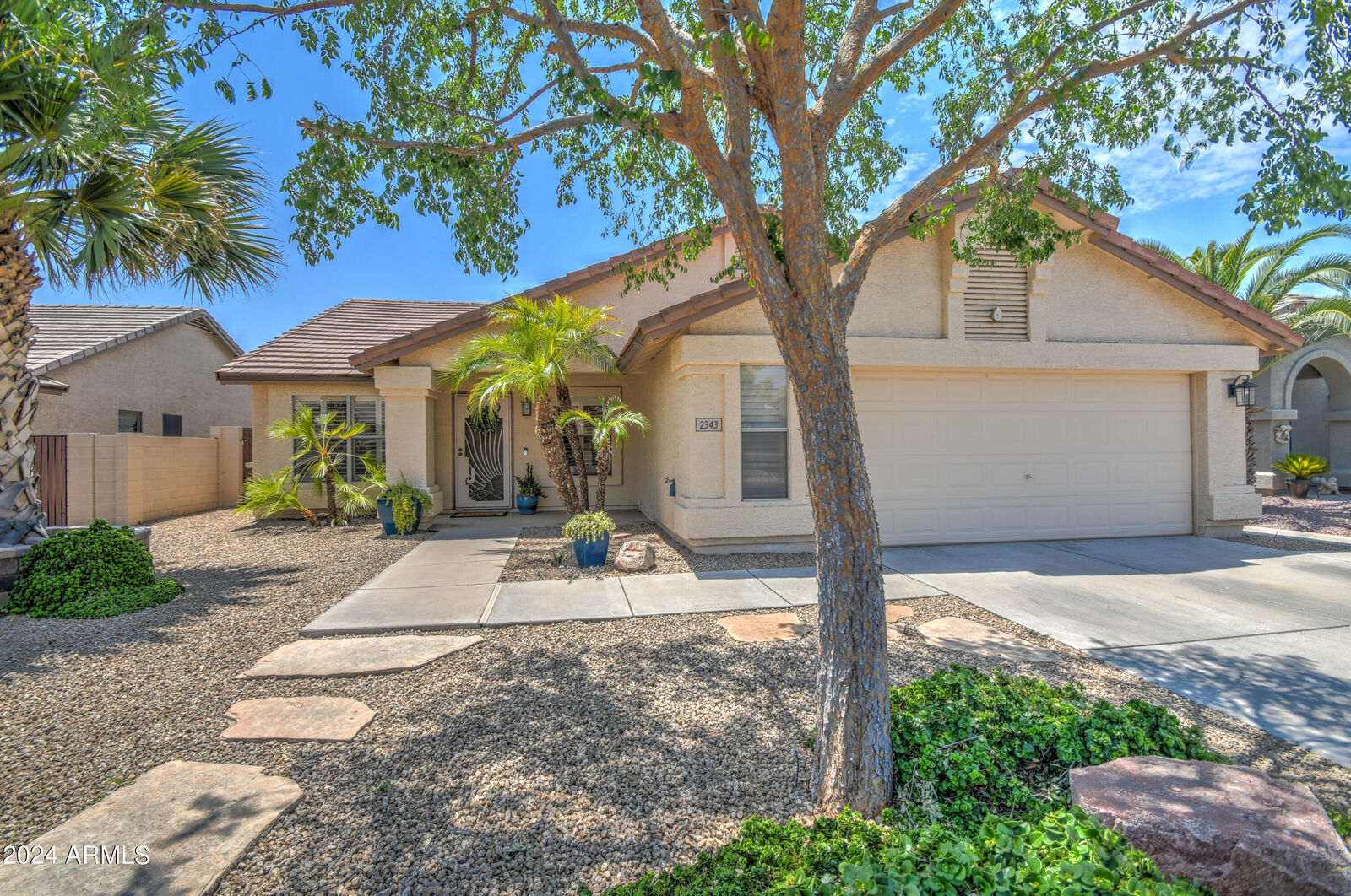 Property Photo: 2343 E Willow Wick Road AZ 85296