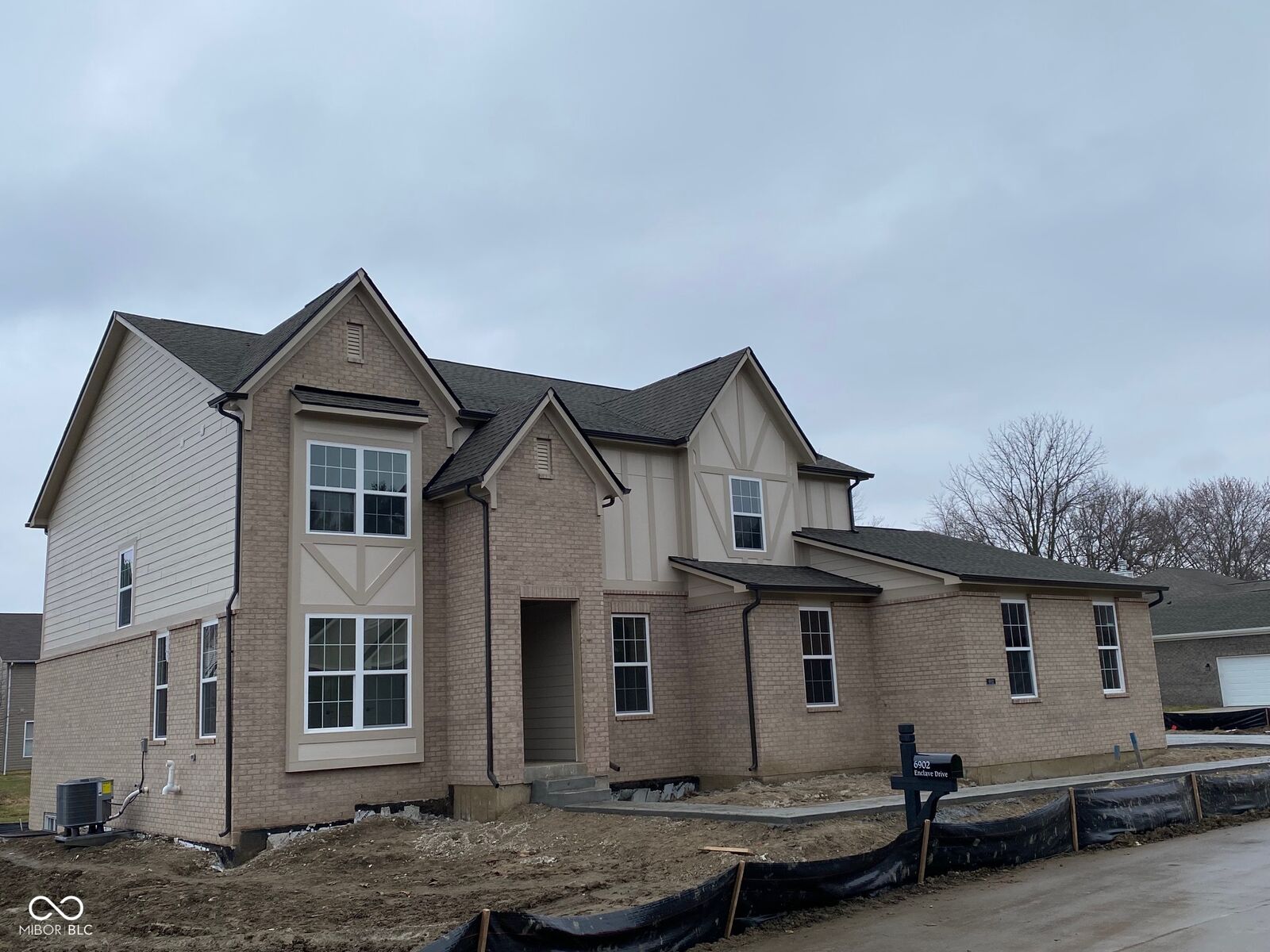 Property Photo:  6902 Enclave Drive  IN 46055 