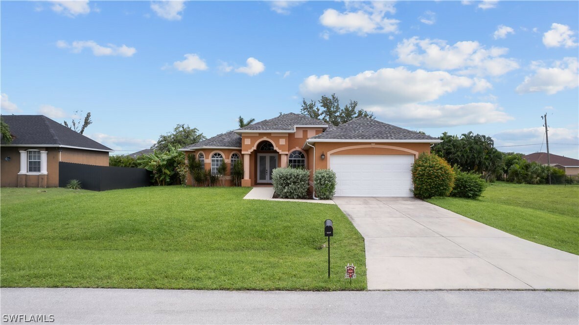 Property Photo: 1217 SW 33rd Terrace FL 33914