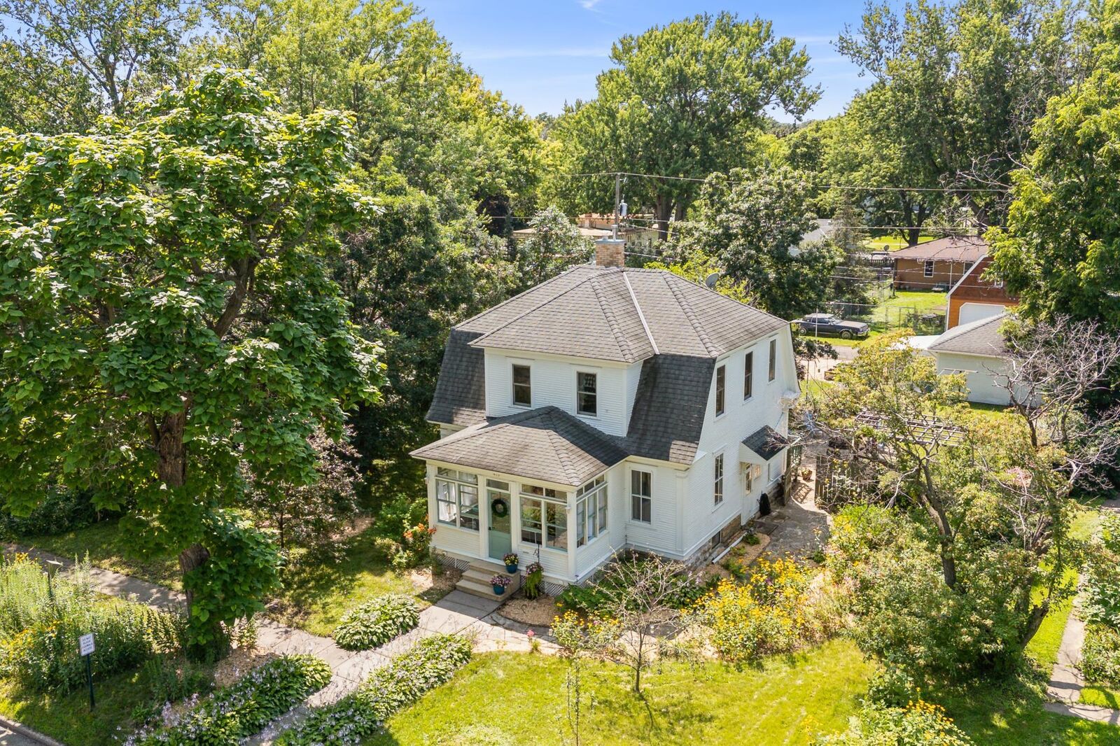 Property Photo:  415 N Pearl Street  WI 54022 