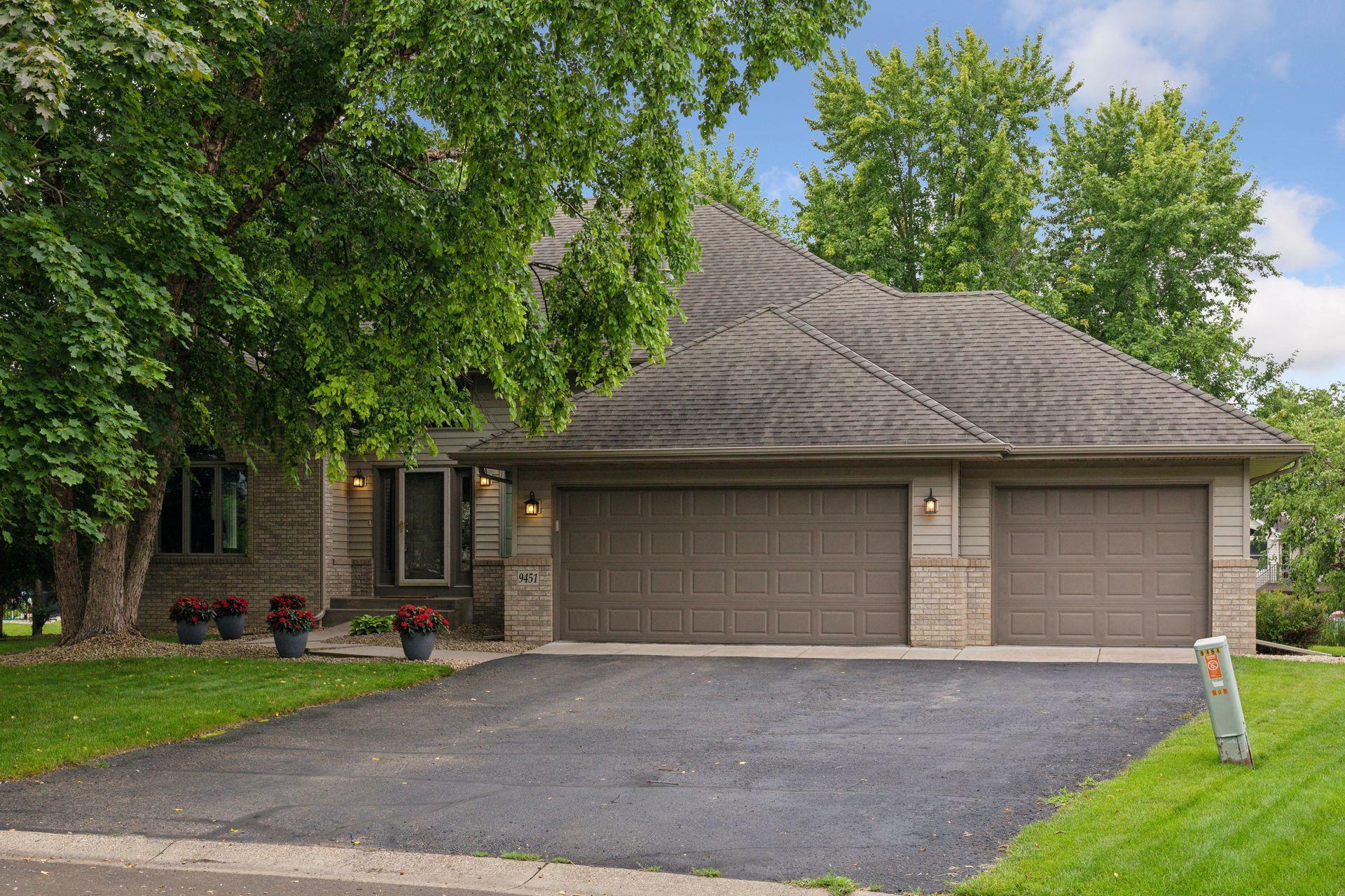 Property Photo:  9451 White Oaks Trail N  MN 55316 