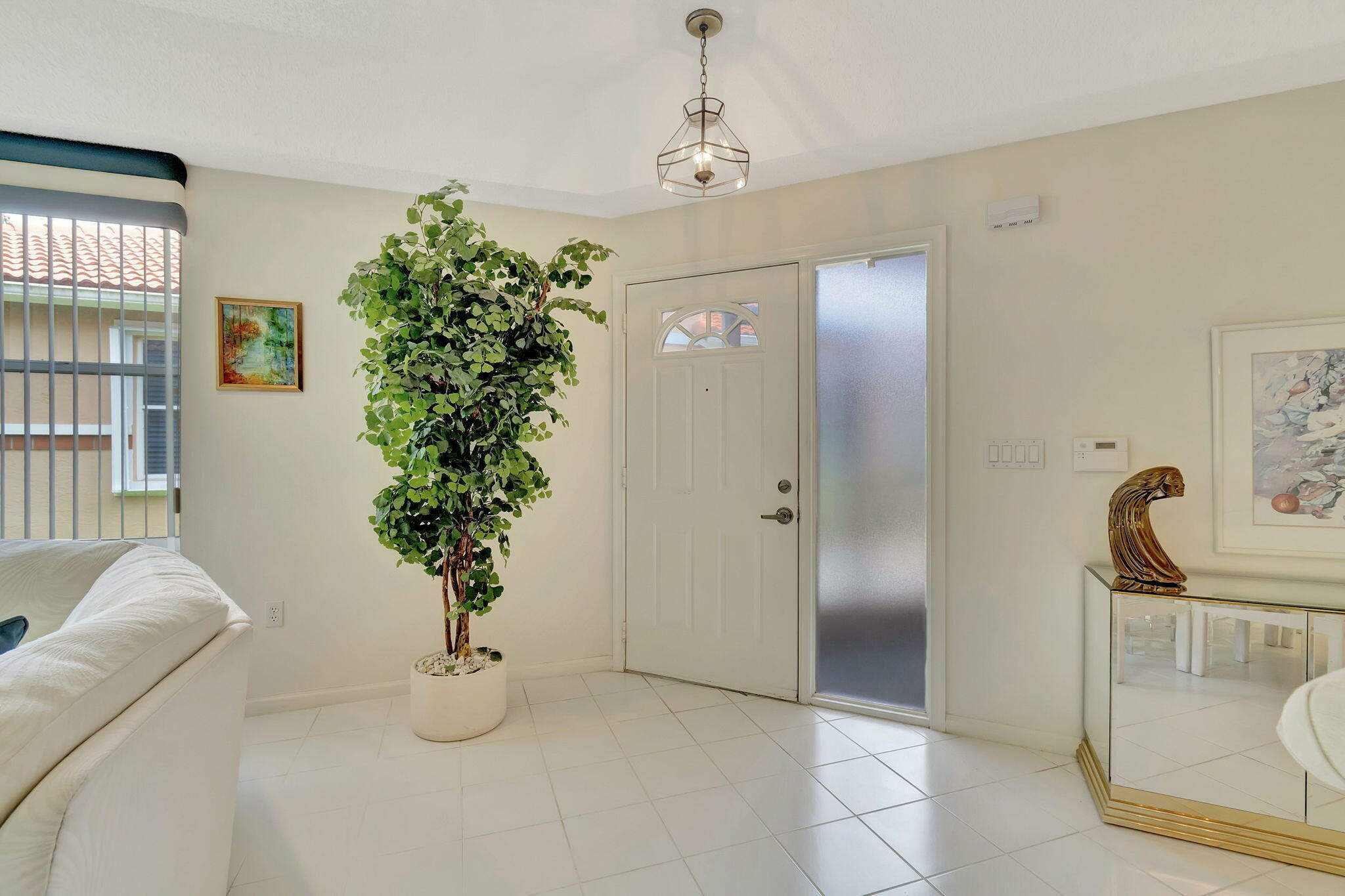 Property Photo:  9928 Seacrest Circle D  FL 33437 