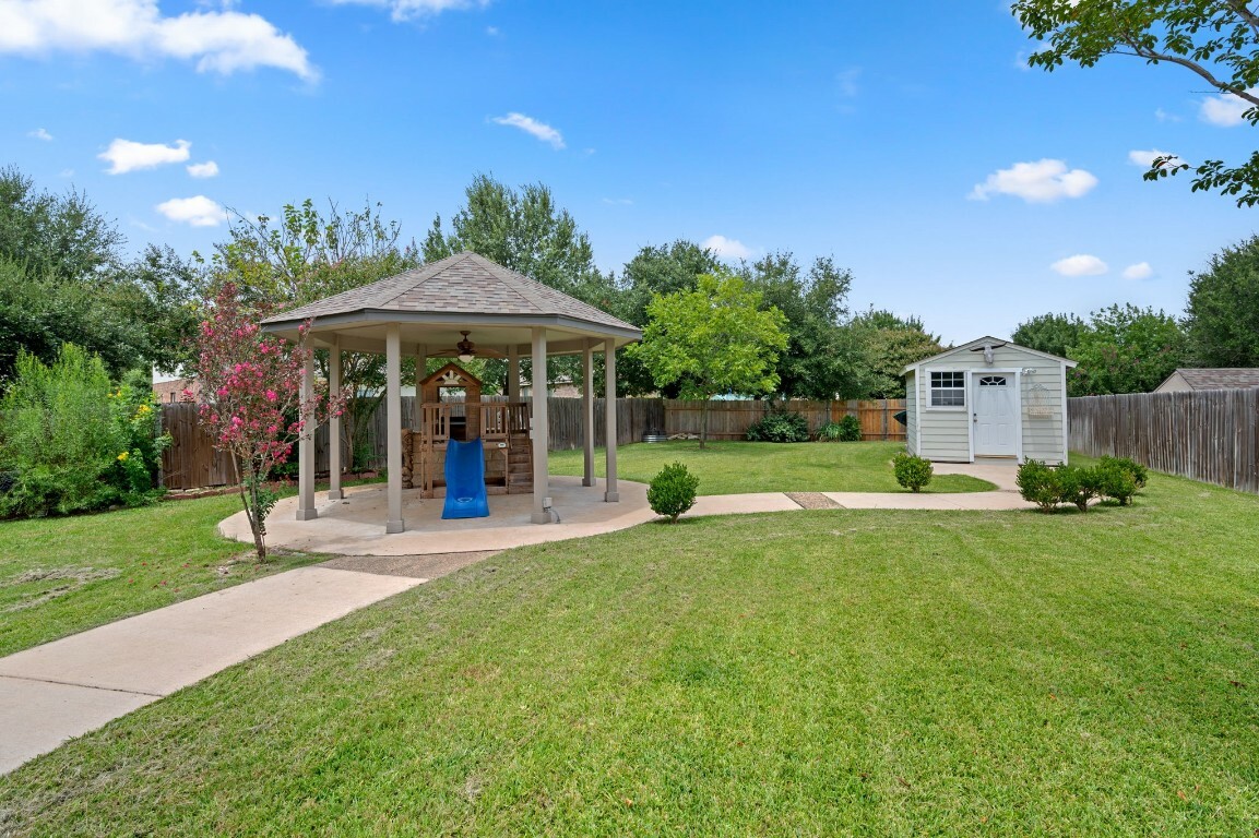 Property Photo:  4108 Lake Edge Way  TX 78660 