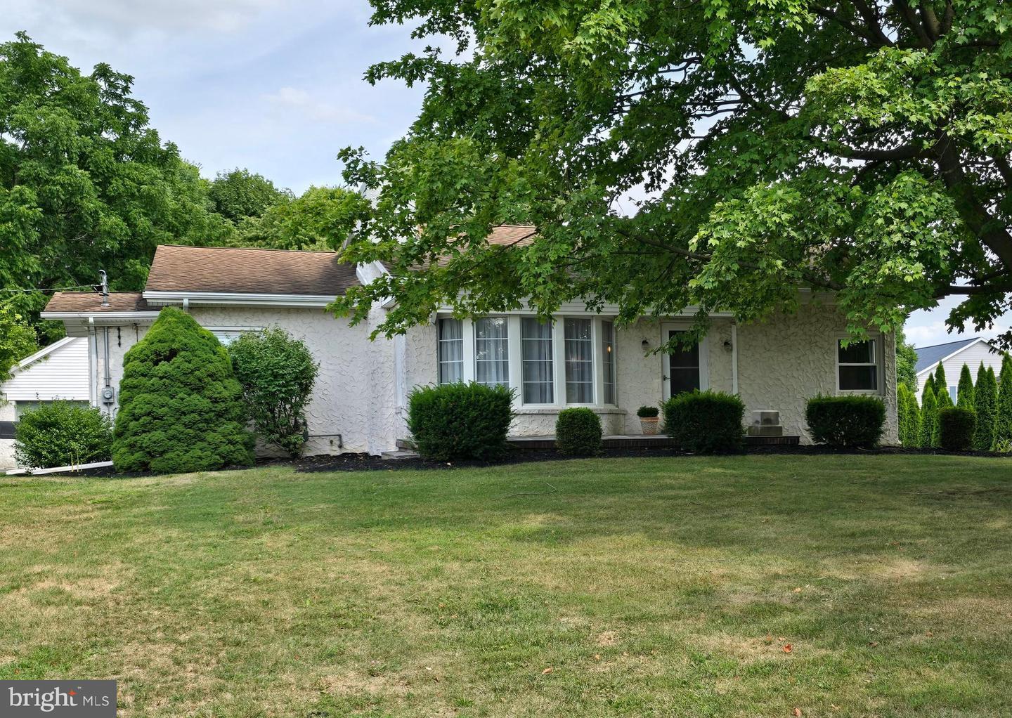 Property Photo: 630 Allison Street S PA 17225