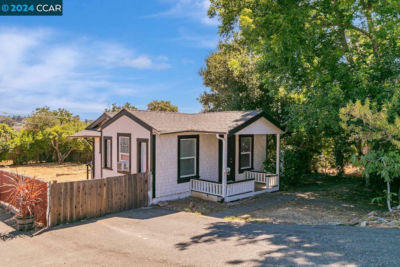 Property Photo:  909 Benicia Rd  CA 94591 