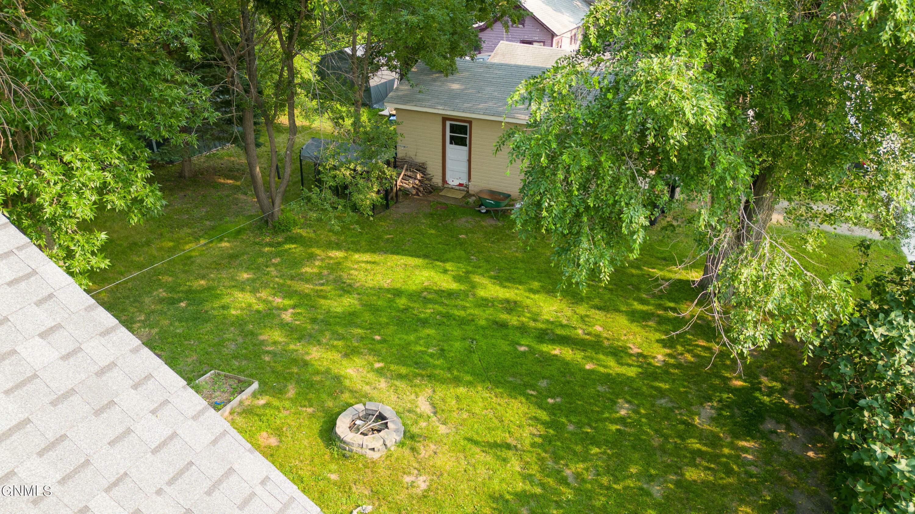 Property Photo:  436 5th Avenue NW  ND 58072 