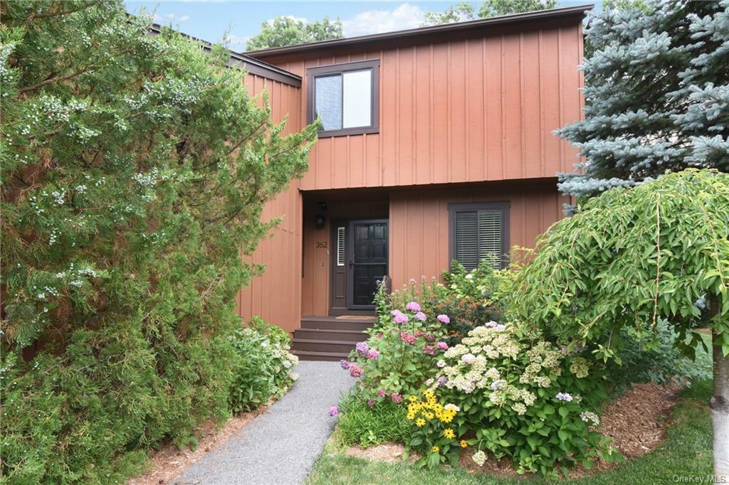 Property Photo:  362 Birch Lane  NY 10533 