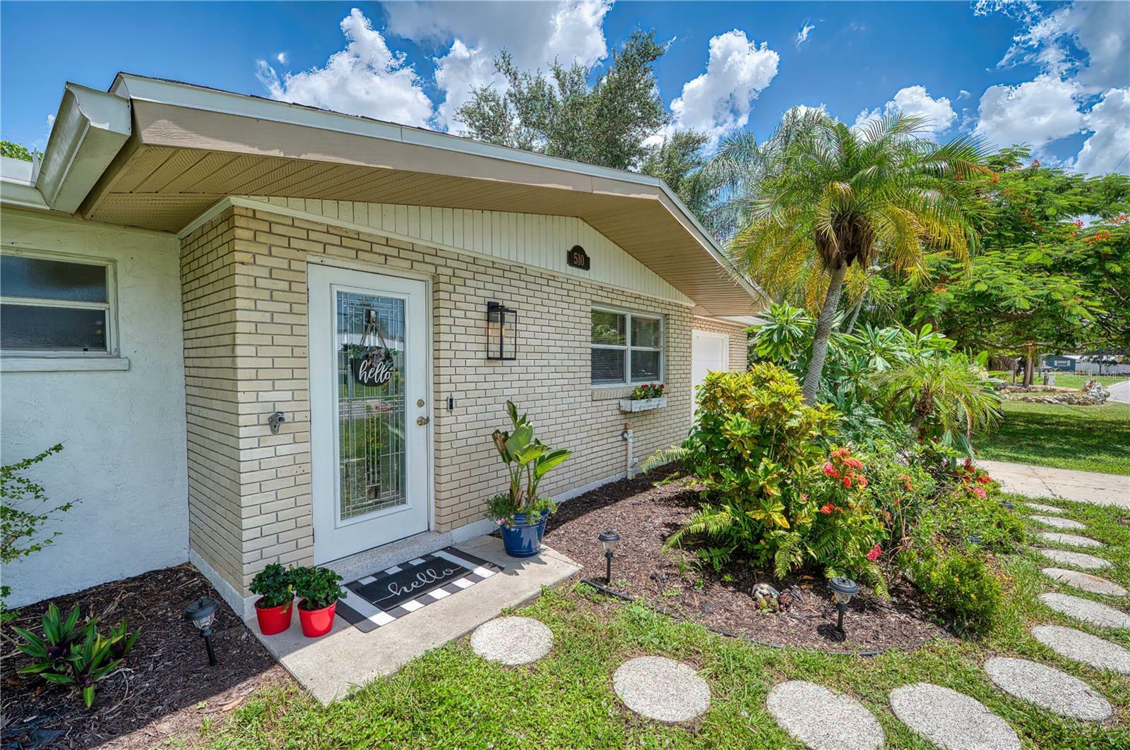 Property Photo:  510 Dona Drive  FL 34275 