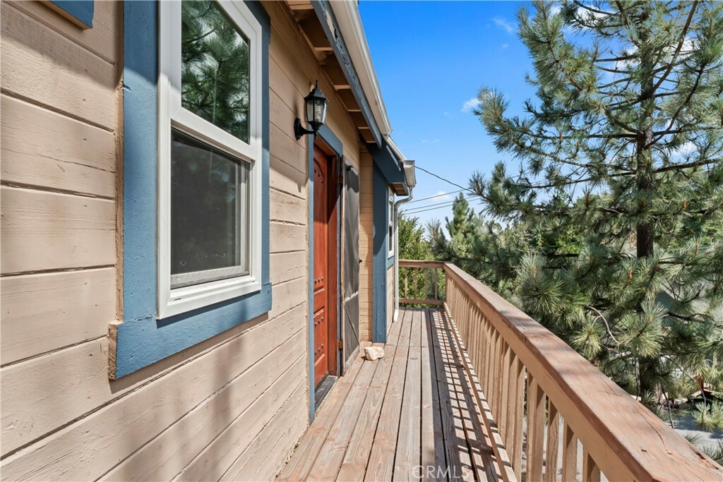 Property Photo:  1176 Aleutian Drive  CA 92352 