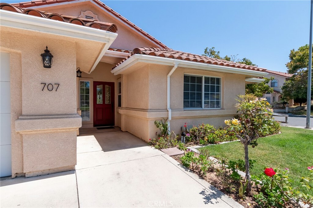 Property Photo:  707 Blue Ridge Drive  CA 93455 