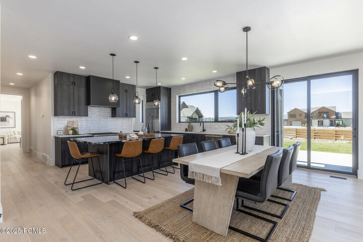 Property Photo: 798 Lazy Way UT 84036