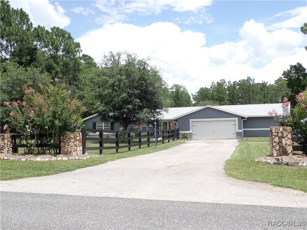 Property Photo:  5125 N Amarillo Drive  FL 34465 