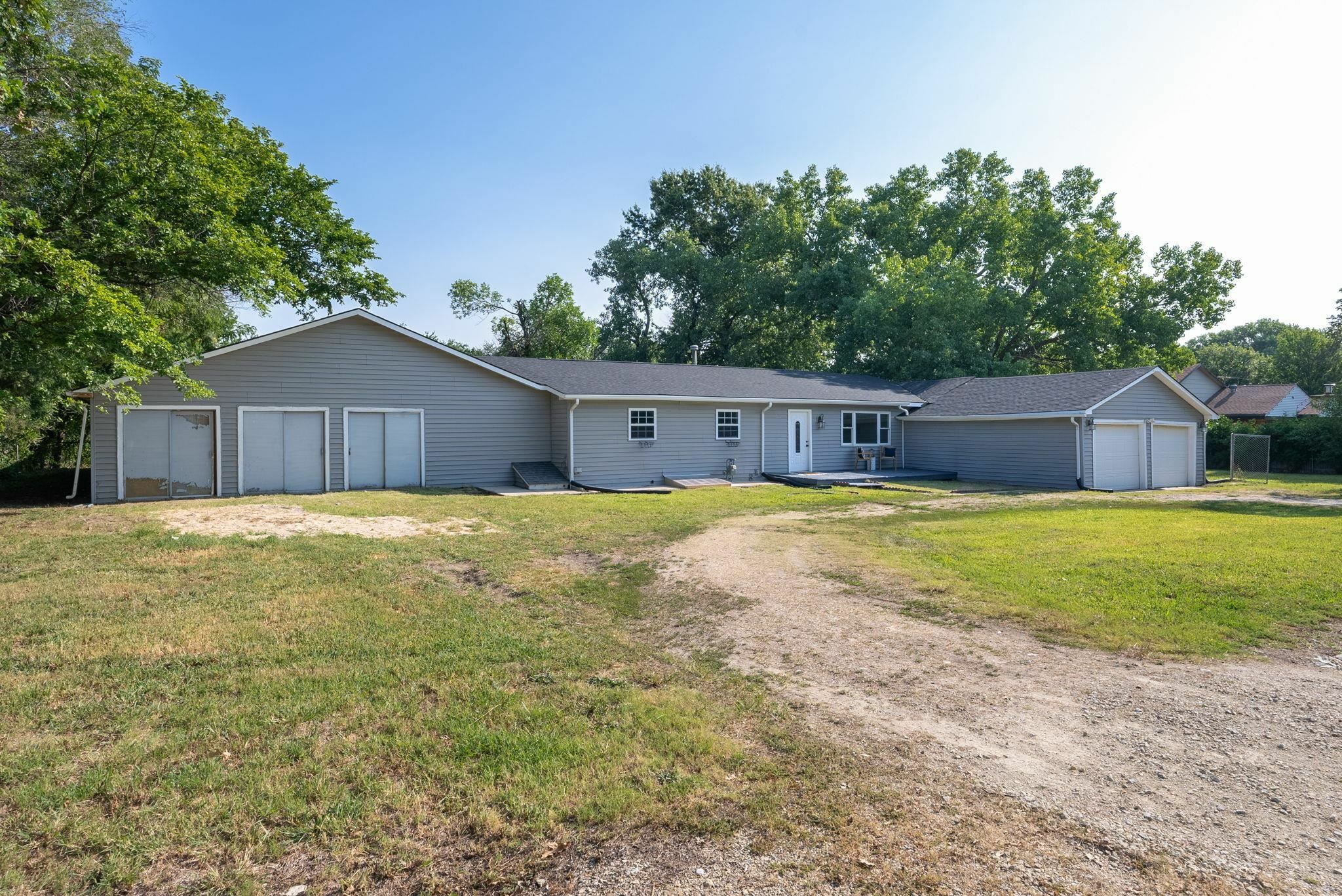 Property Photo:  11020 E Bellaire Ave  KS 67207-5904 