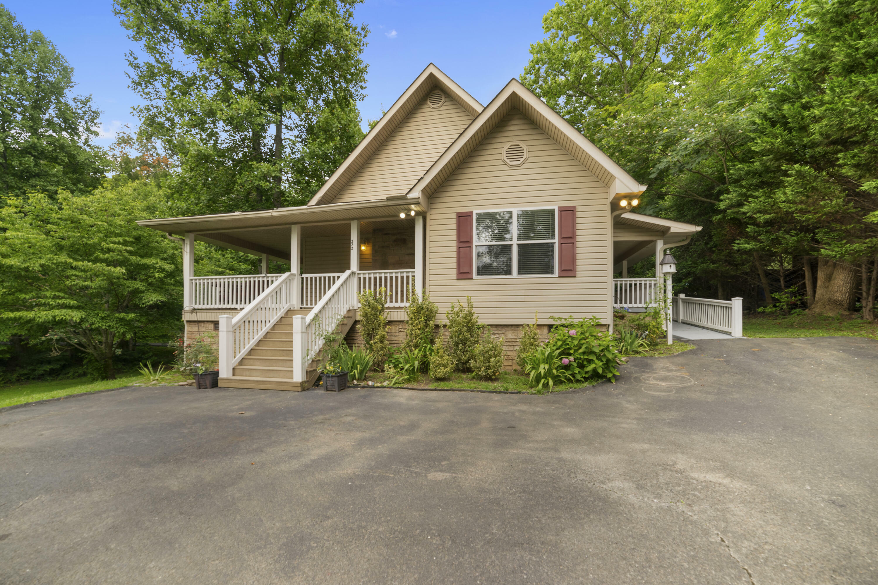 Property Photo:  222 Palmer Road  TN 37738 