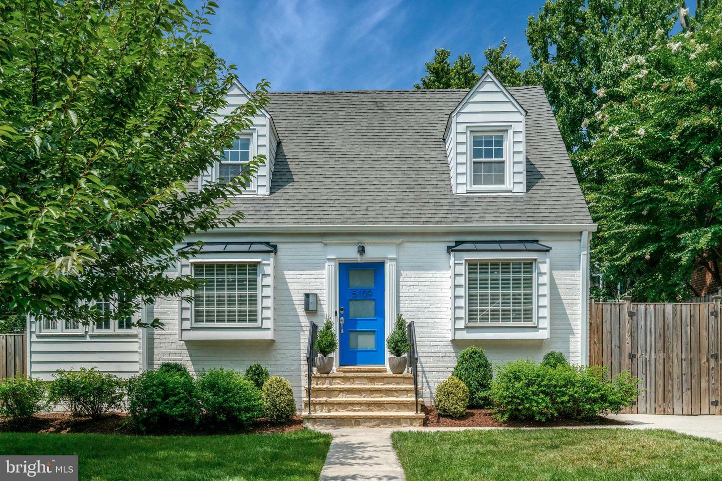 Property Photo: 5109 25th Street N VA 22207