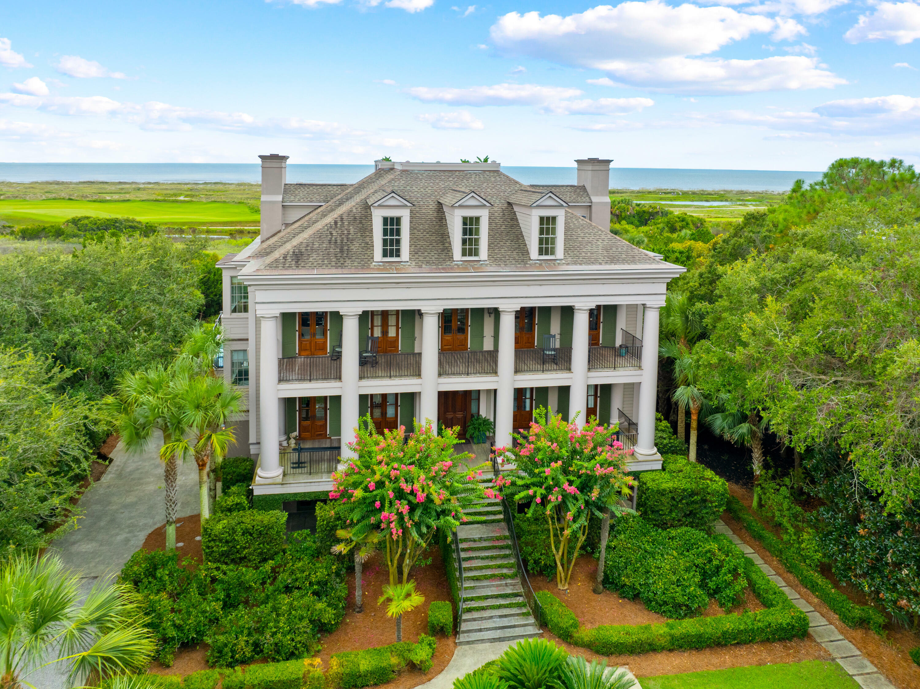 Property Photo:  39 Ocean Course Drive  SC 29455 