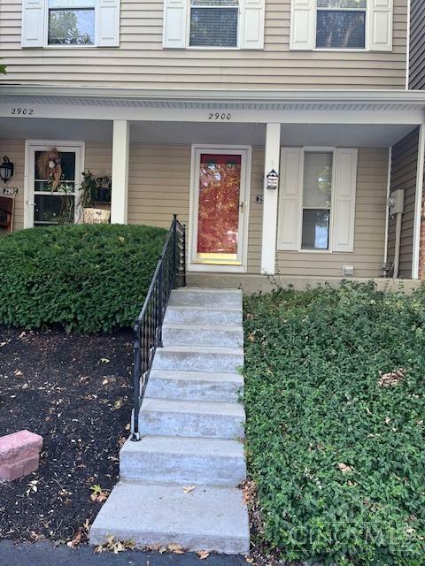 Property Photo: 2900 Millbank Row OH 45039