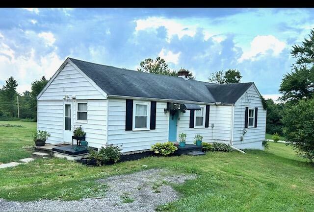 Property Photo: 1200 Lake NE Road OH 43130