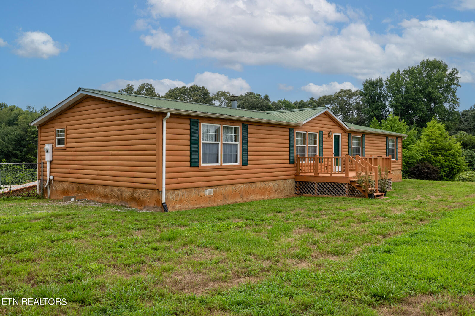 Property Photo:  345 Short Bark Rd  TN 37354 