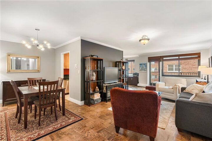 100 E Hartsdale Avenue 4jw  Hartsdale NY 10530 photo