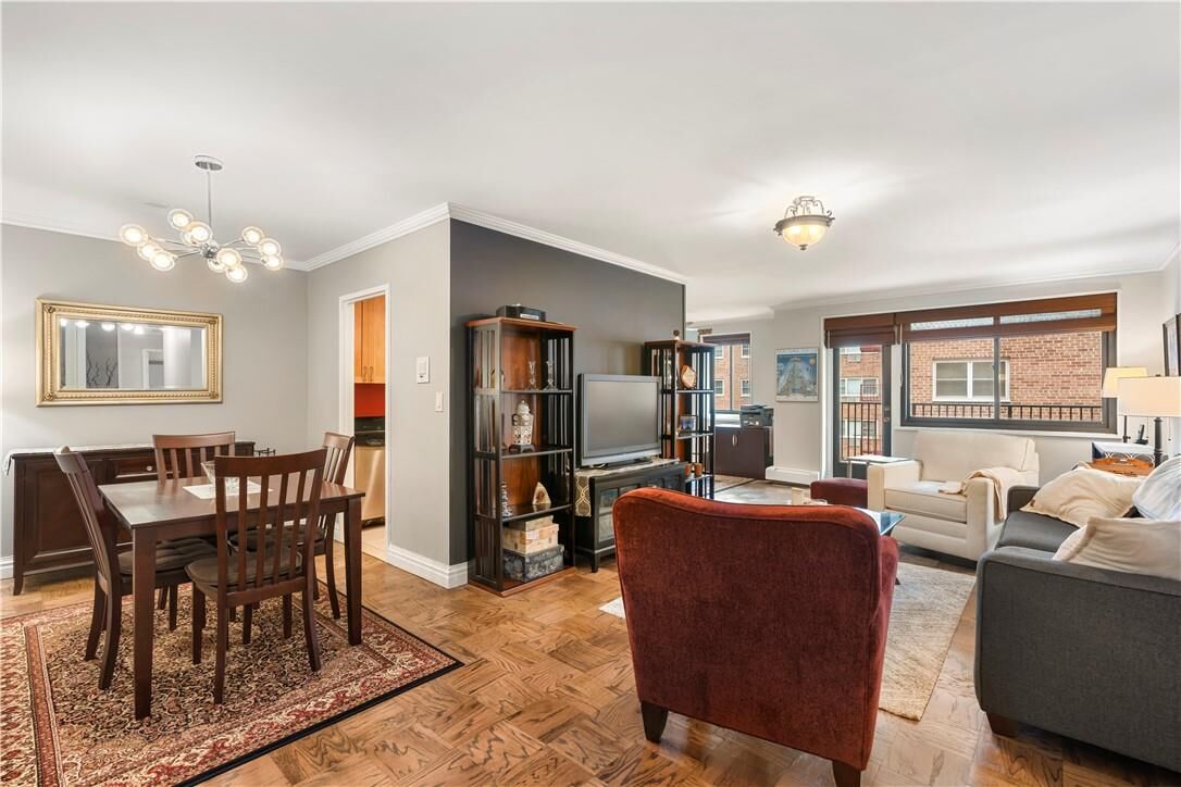 Property Photo: 100 E Hartsdale Avenue 4jw NY 10530